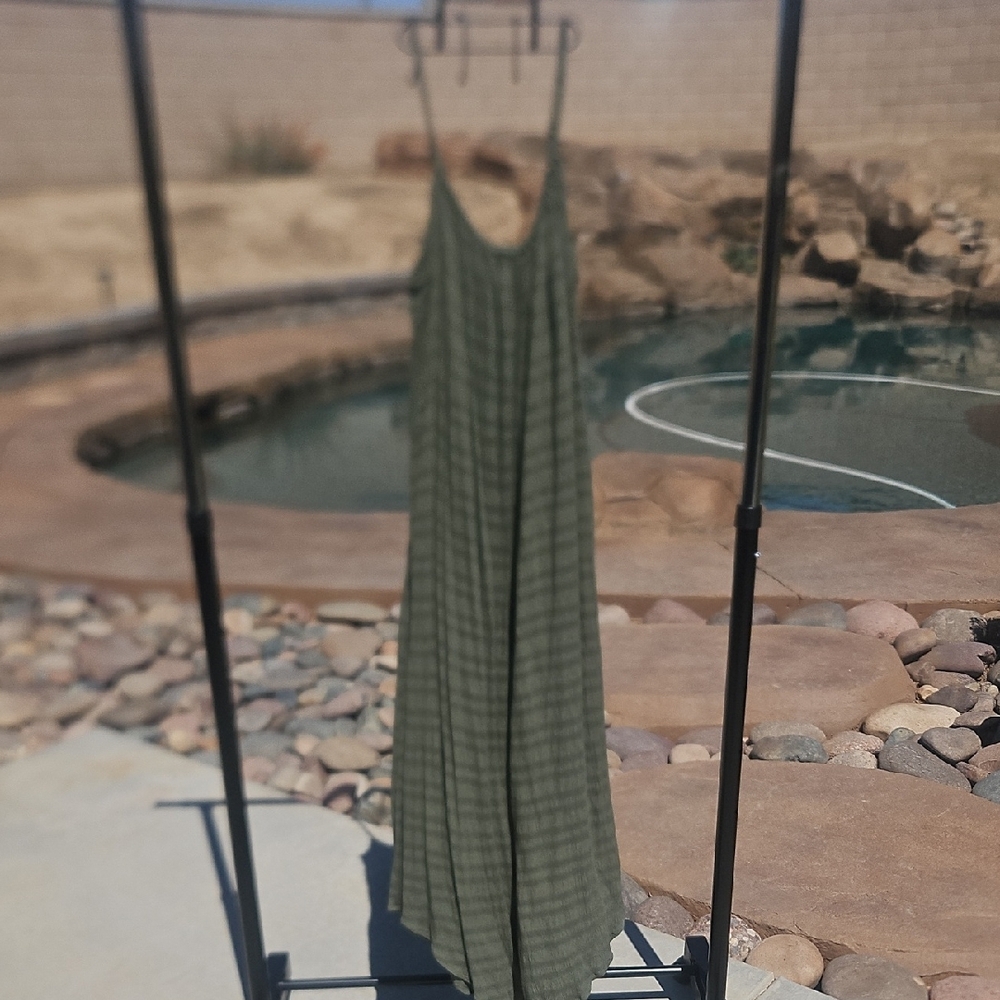Elegant Green Maxi Dress